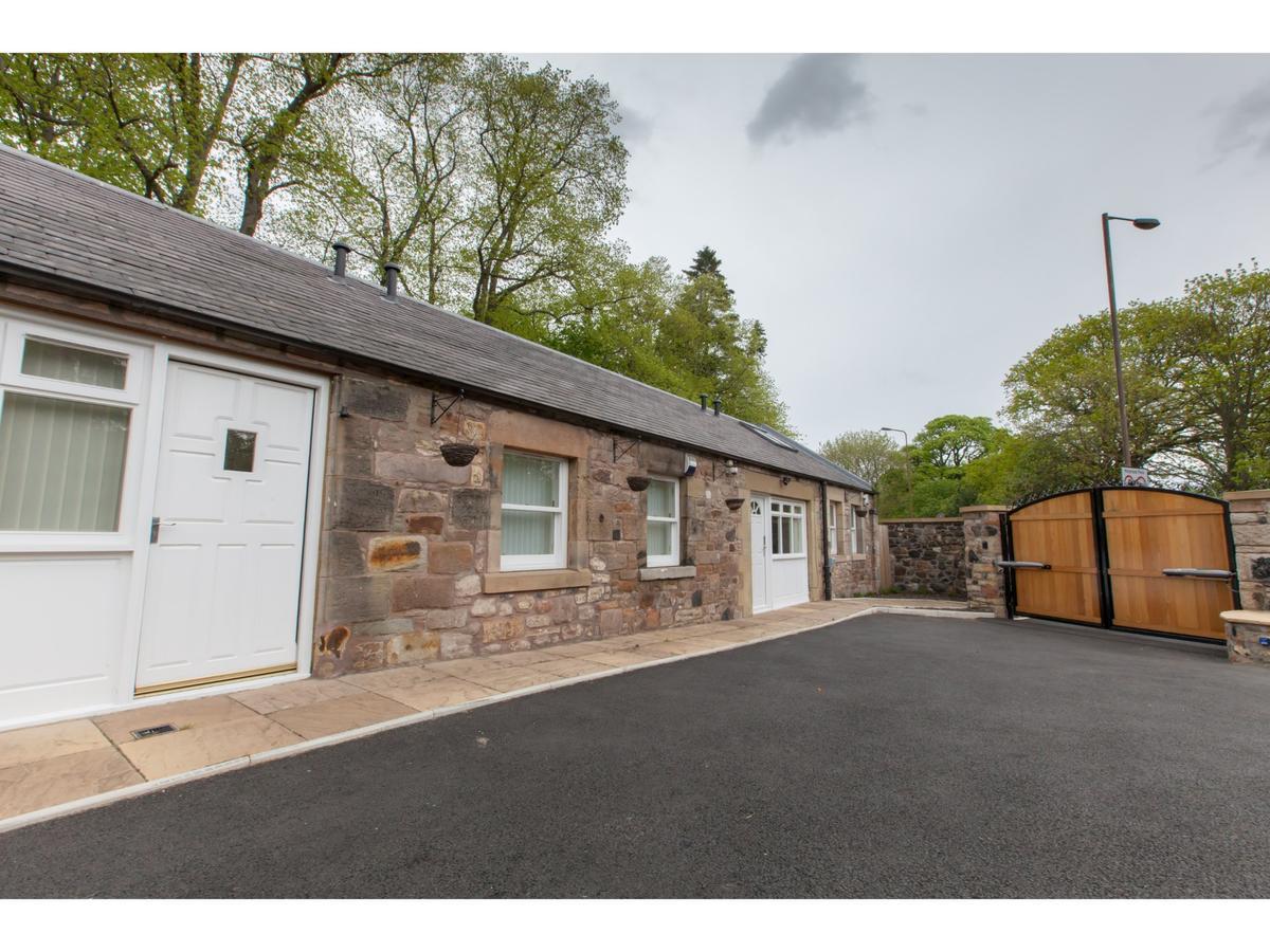 Historic Stone Built 4Br Cottage For 8 W/Parking Edinburgh Exterior photo